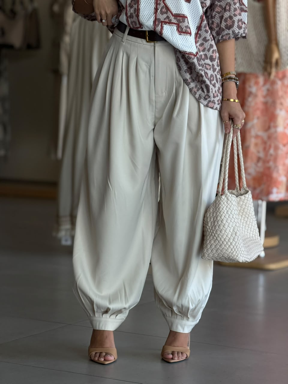 Beige Lucia pants