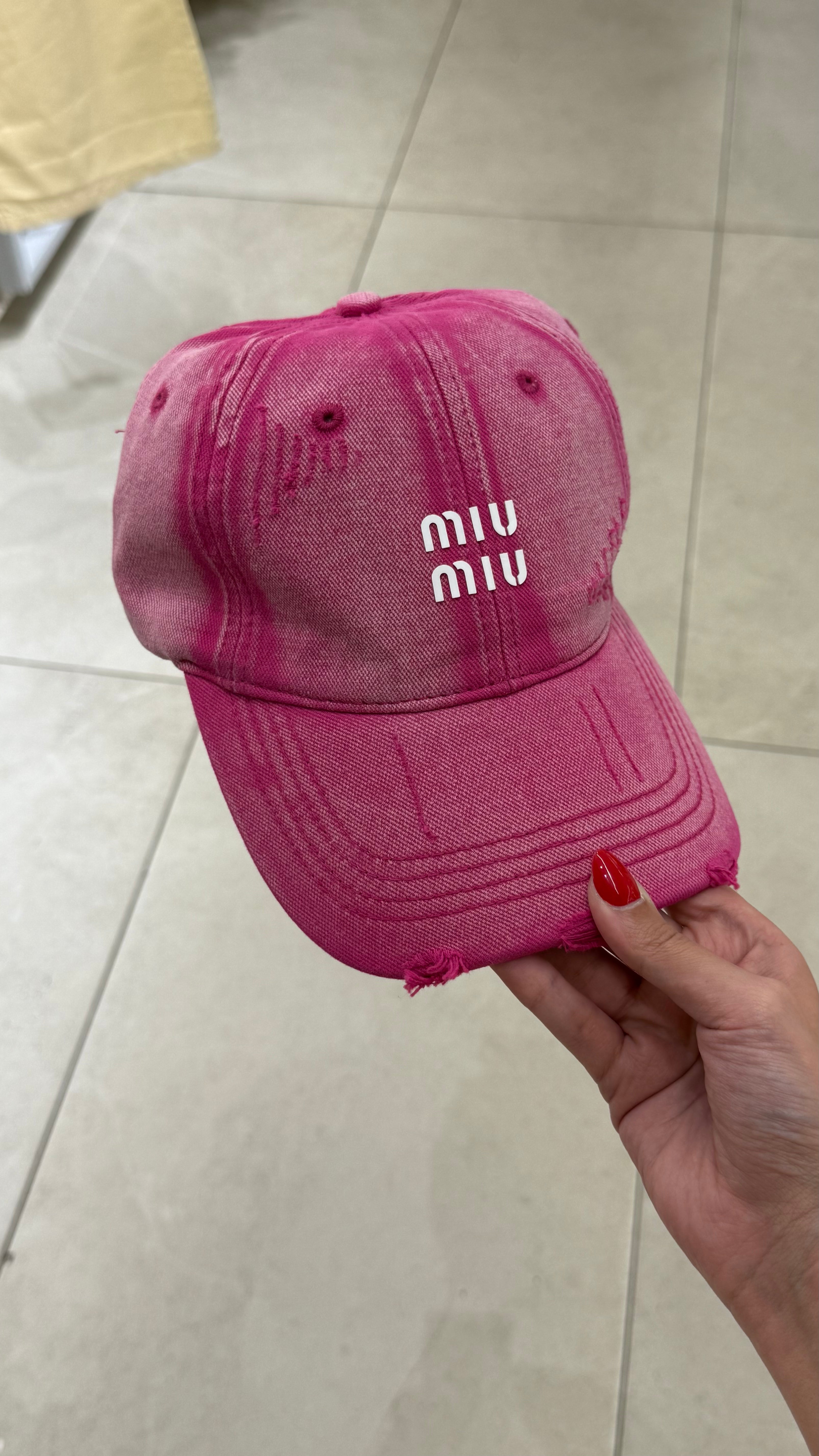 MIU MIU Cap - Hot Pink