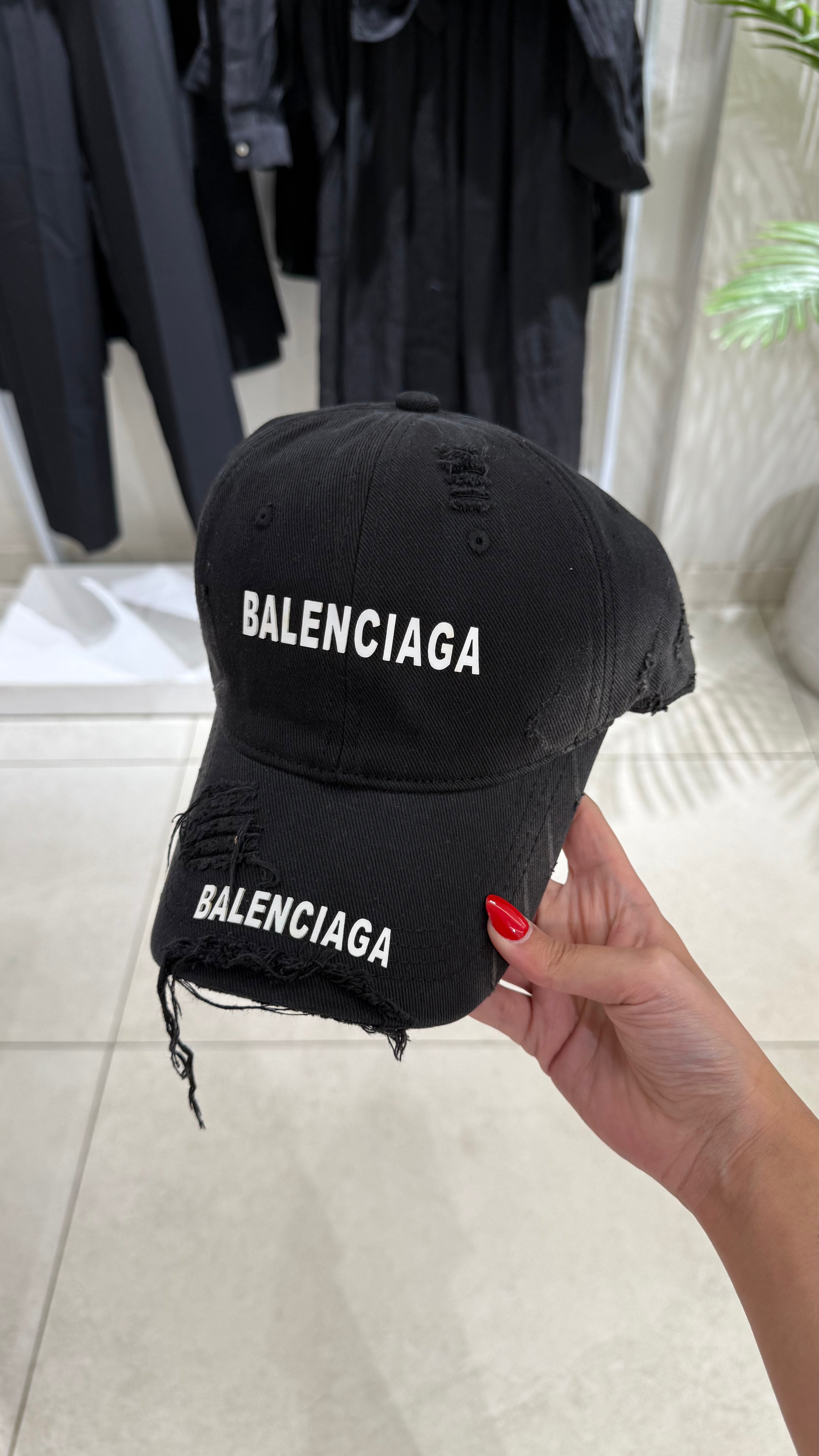 BALENCIAGA Cap - Black