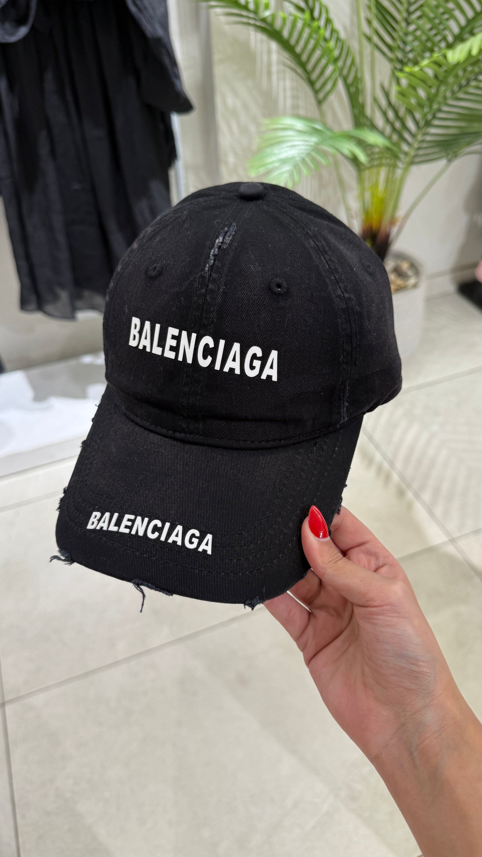 BALENCIAGA Cap - Black