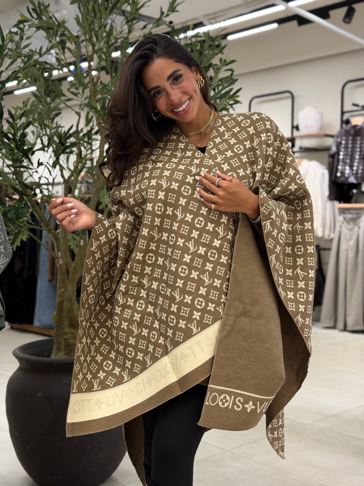 LV Cape - Camel