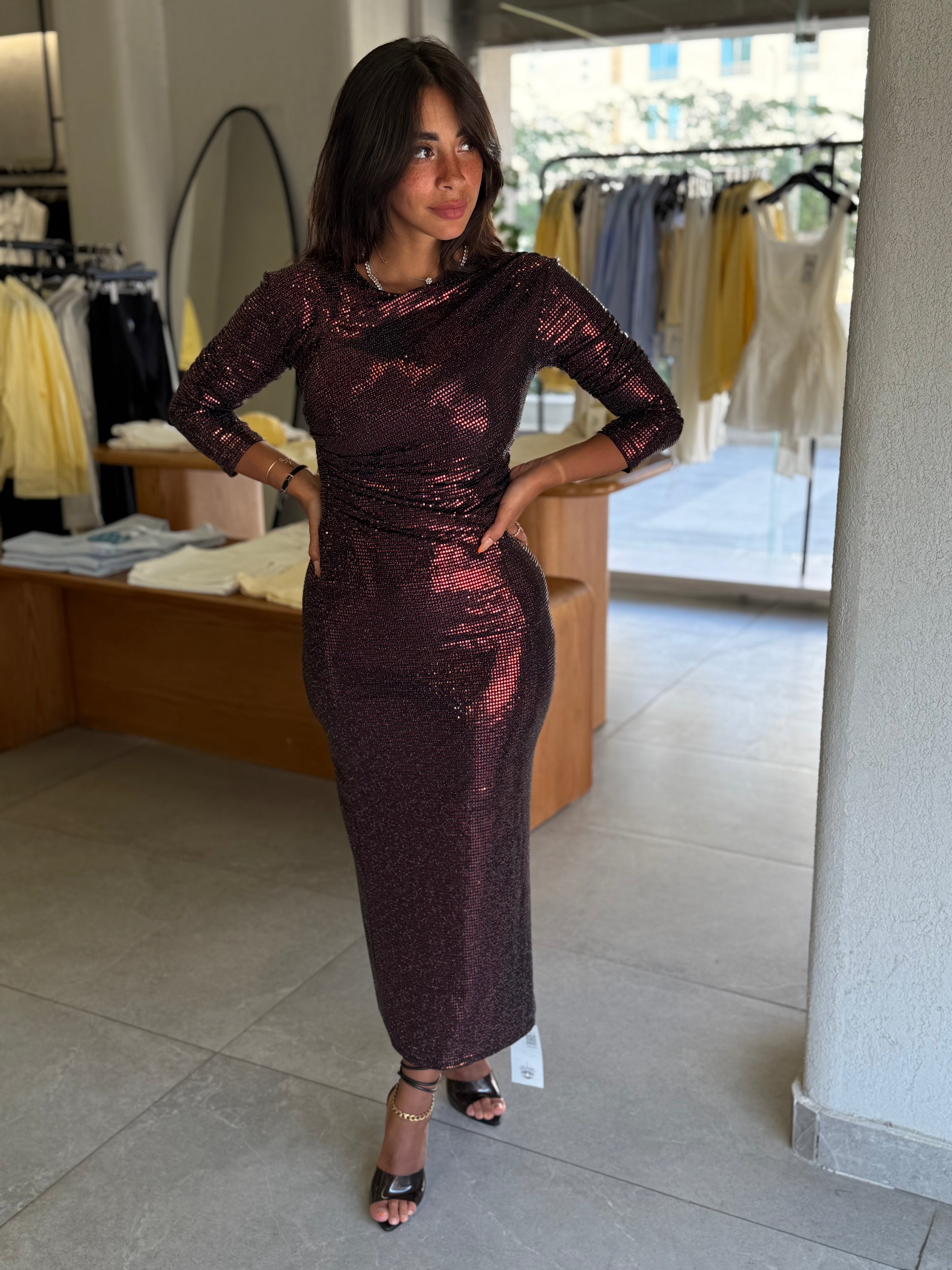 Glowy Dress - Burgundy