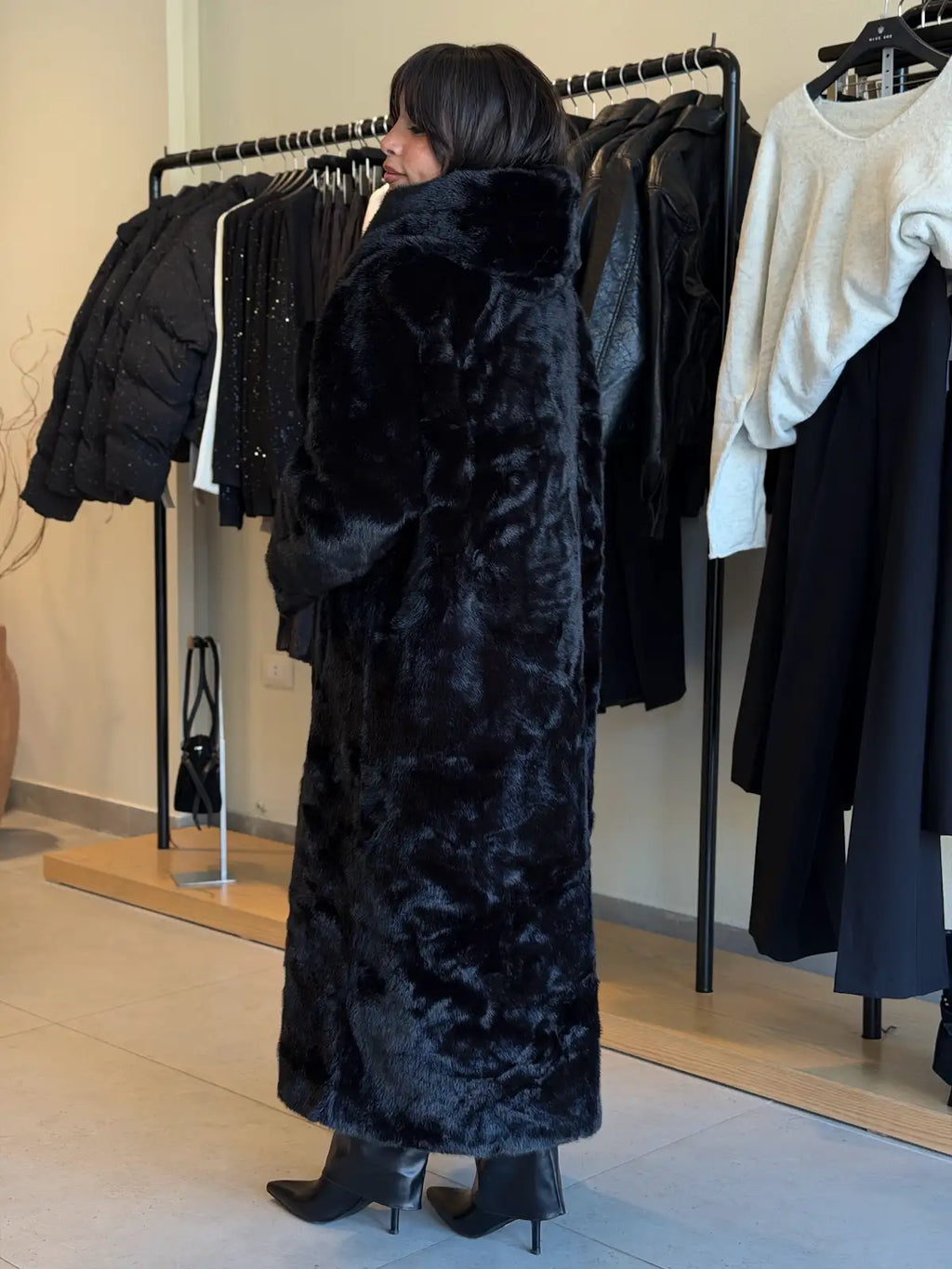 Fur jacket - Black