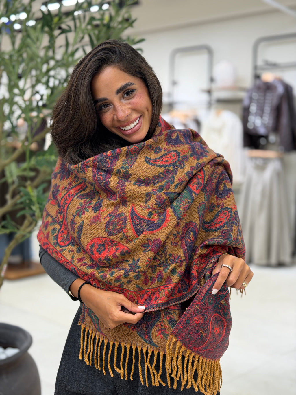 Paisley Shawl - Camel