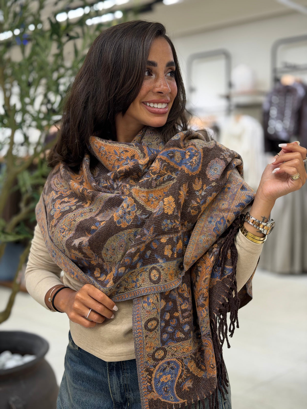 Paisley Shawl - Brown