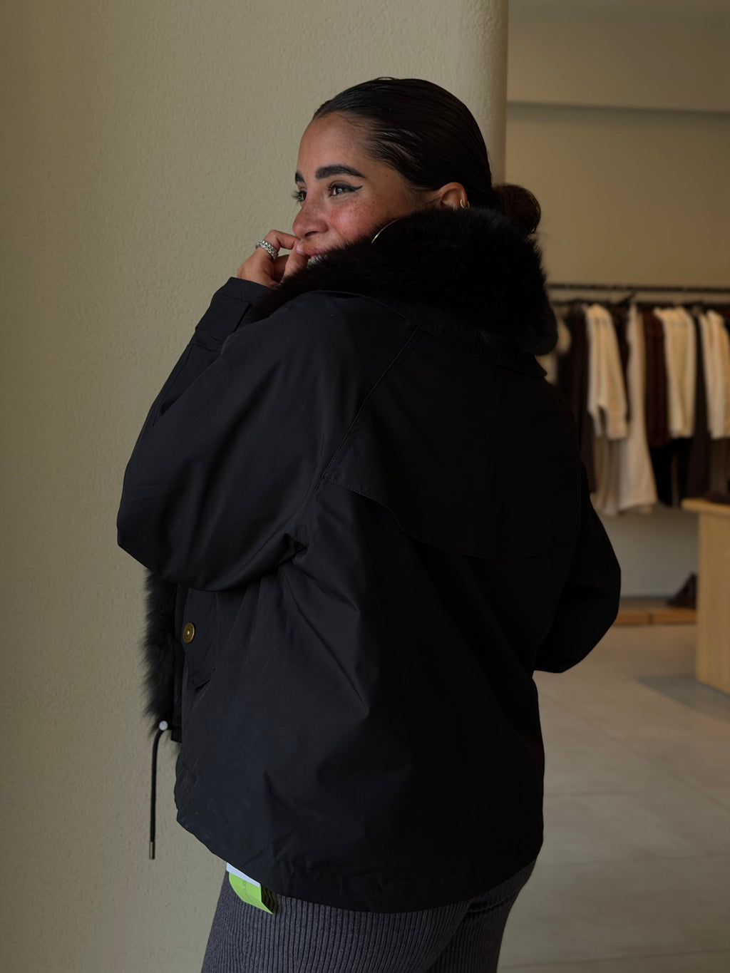 Faux fur jacket _ Black