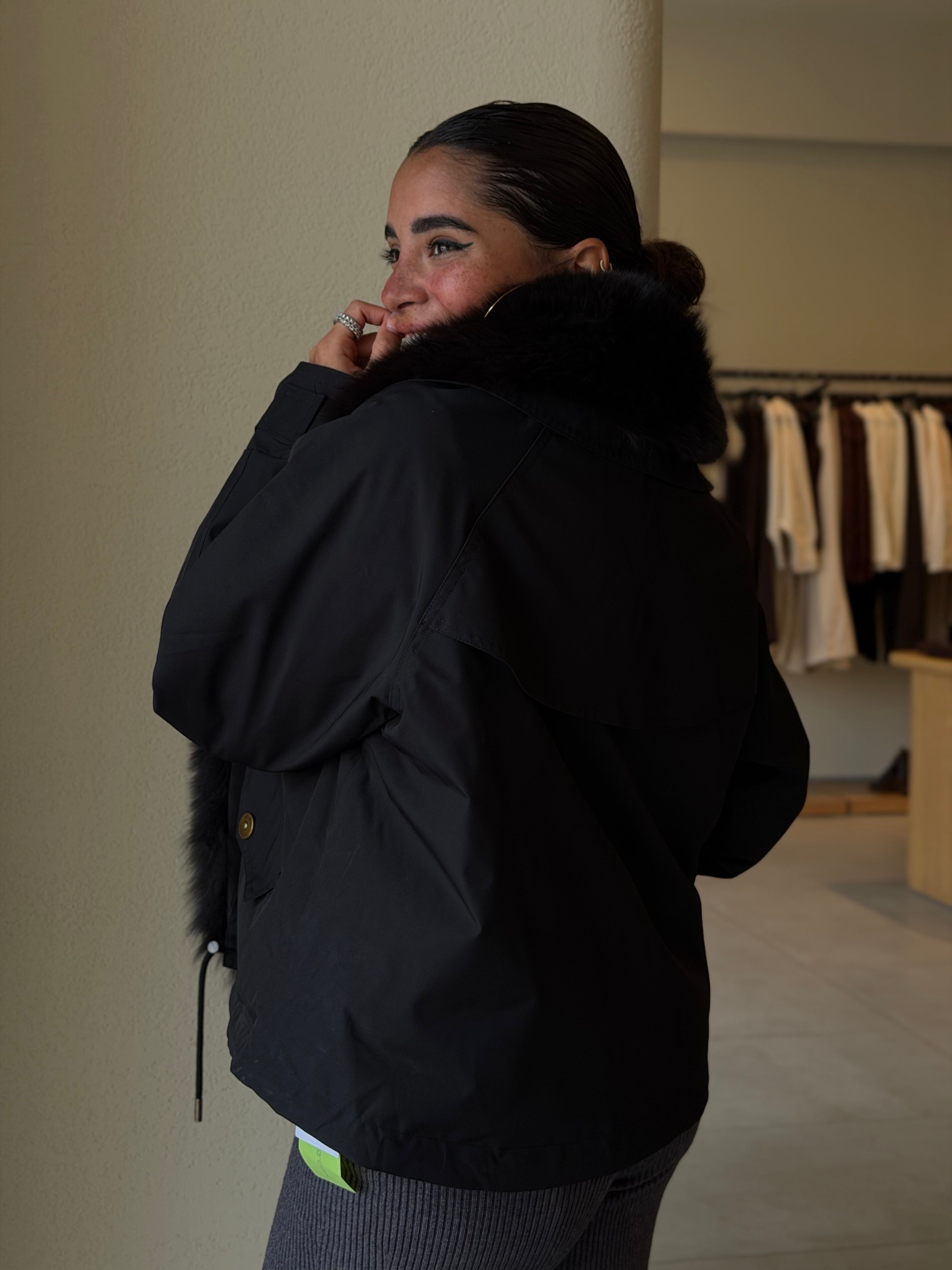 Faux fur jacket _ Black