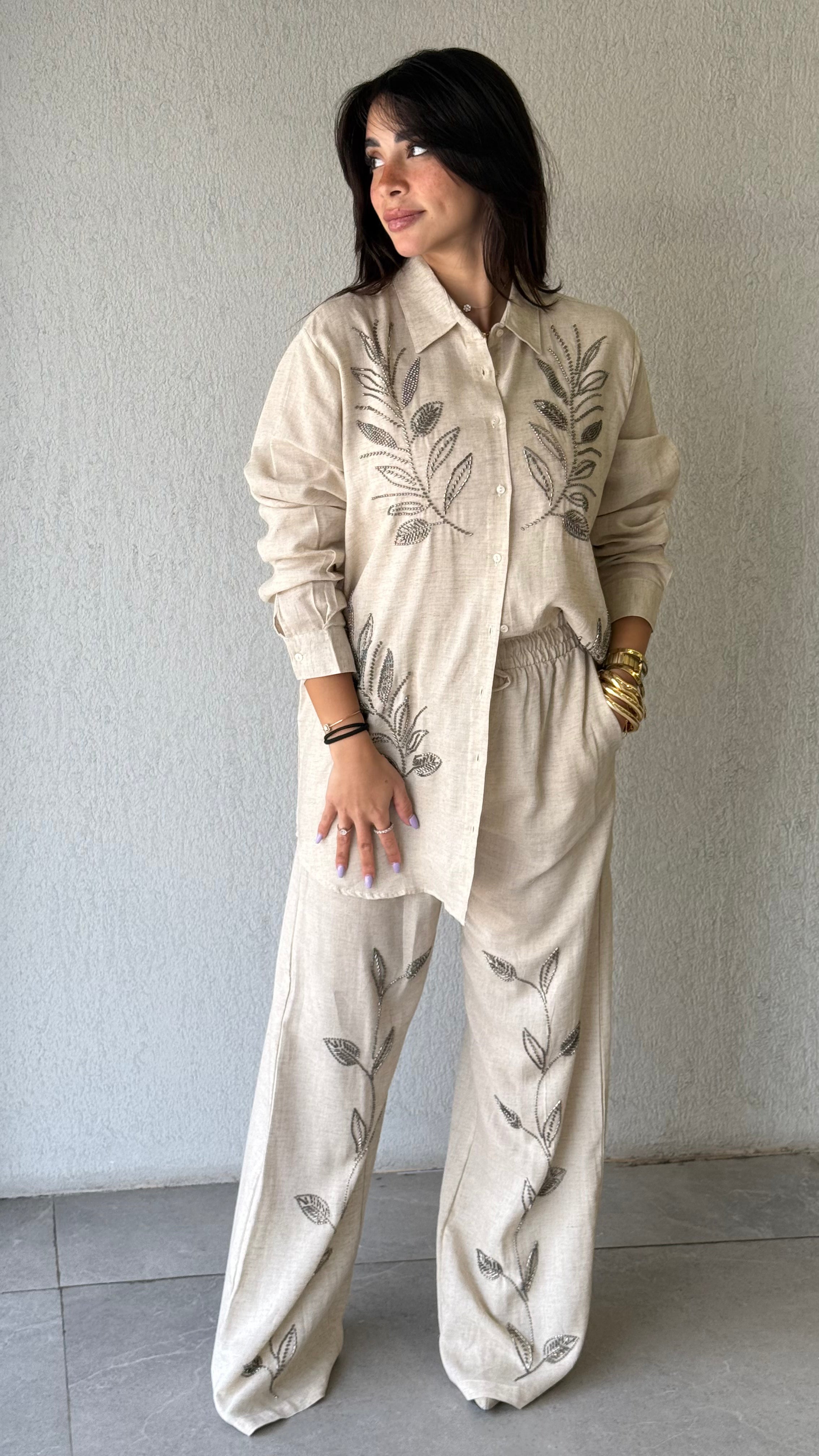 Embroidery set - Beige