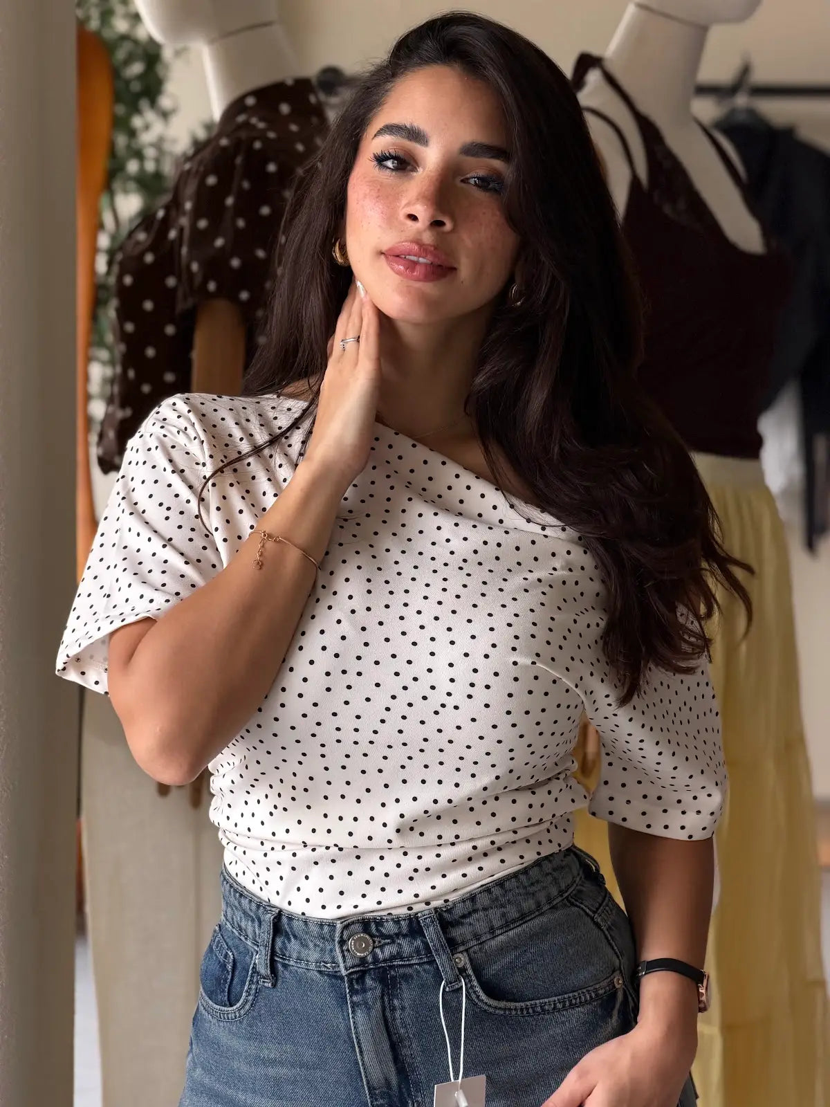 Dot Top- white