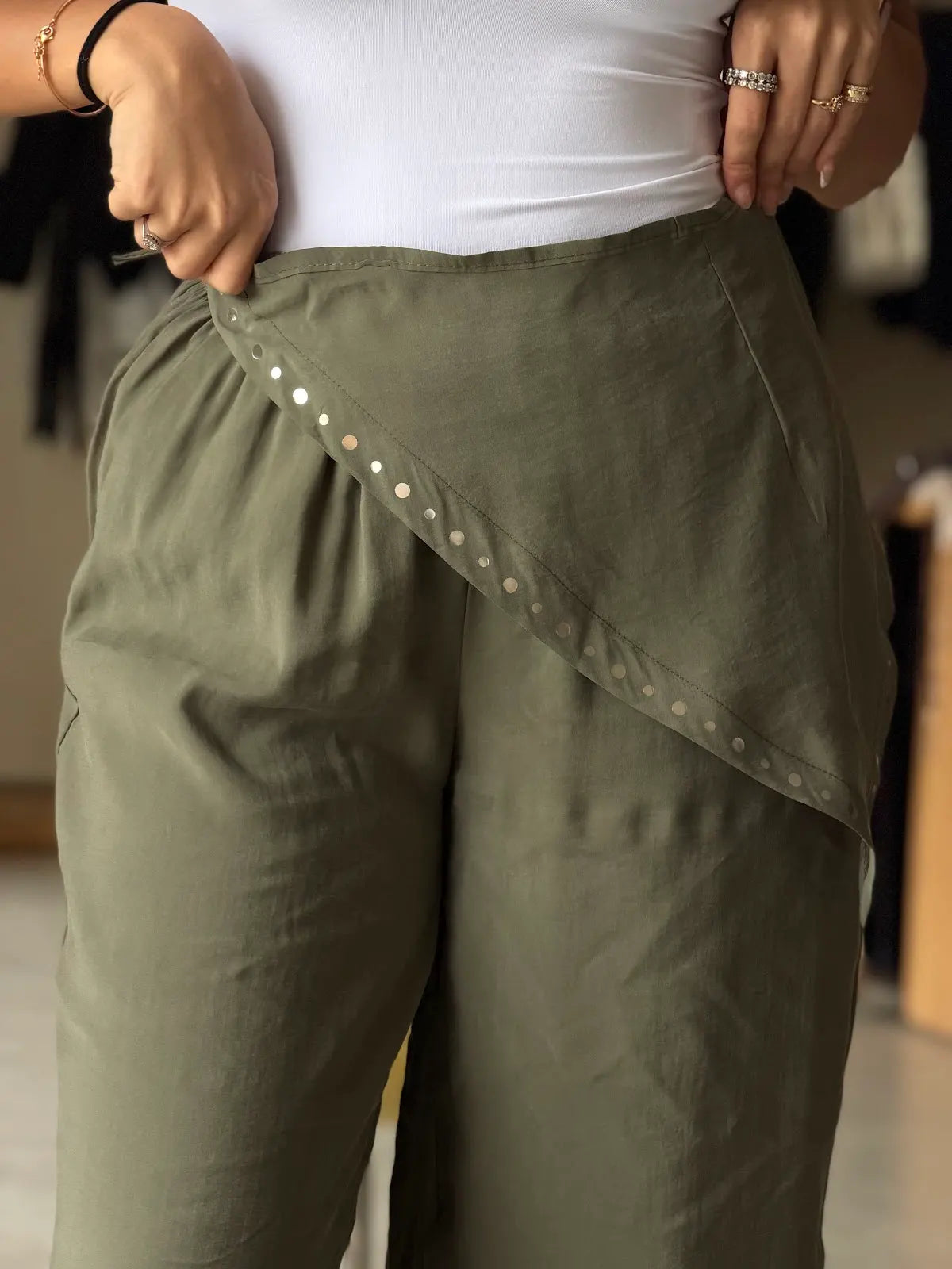 Elegant Linen Pants- Olive