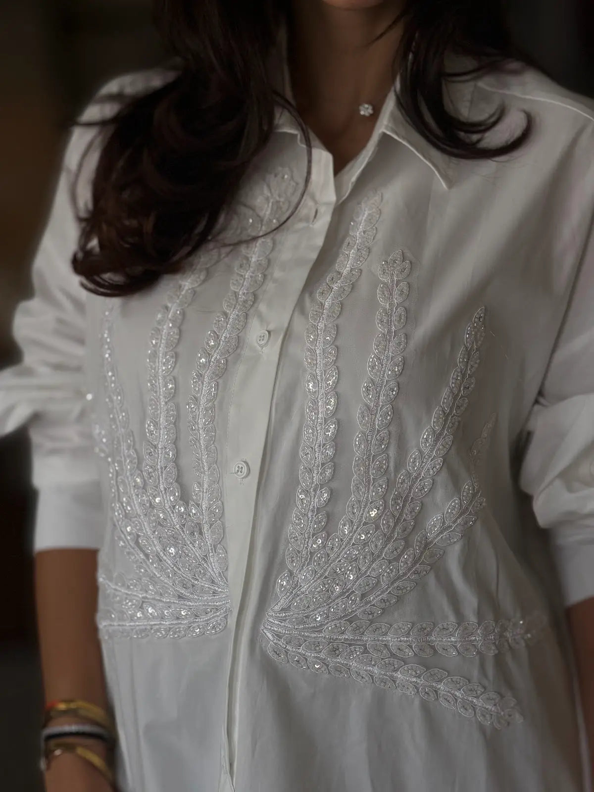 Plain White Shirt with Branch Pattern Detail