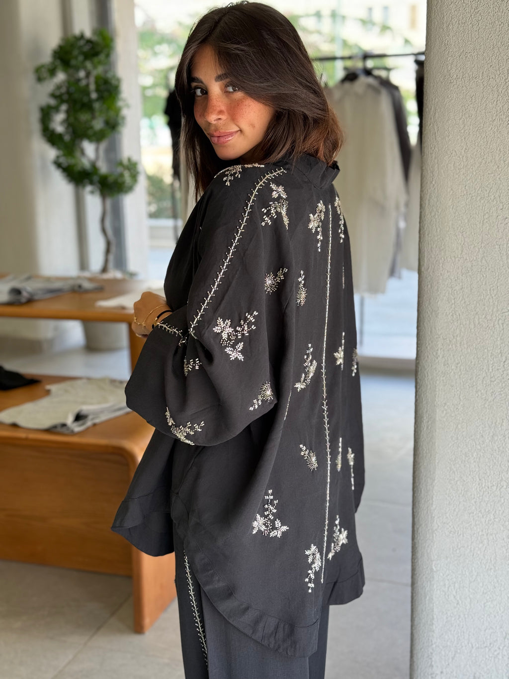 Embroidered set - Black