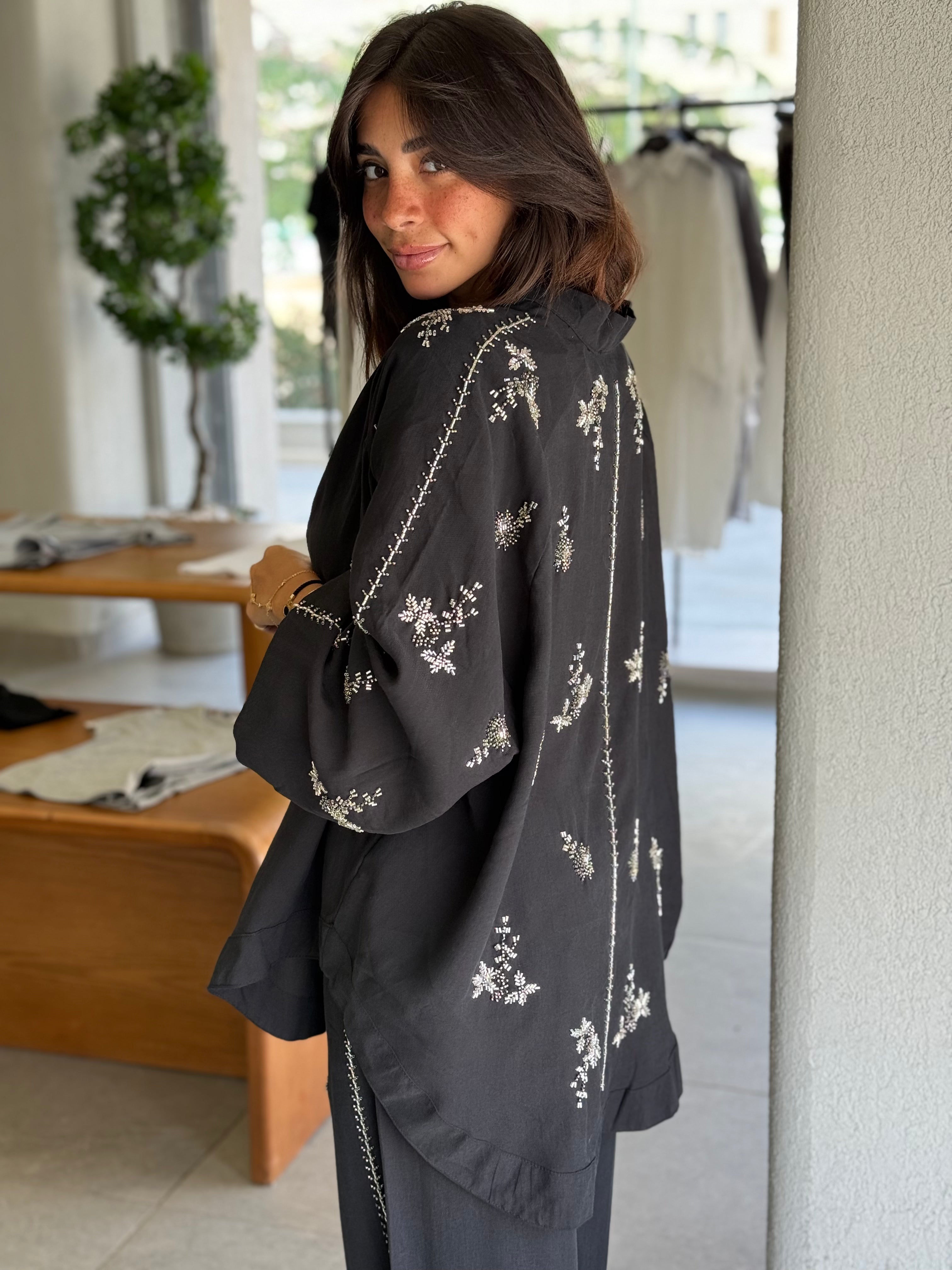Embroidered set - Black