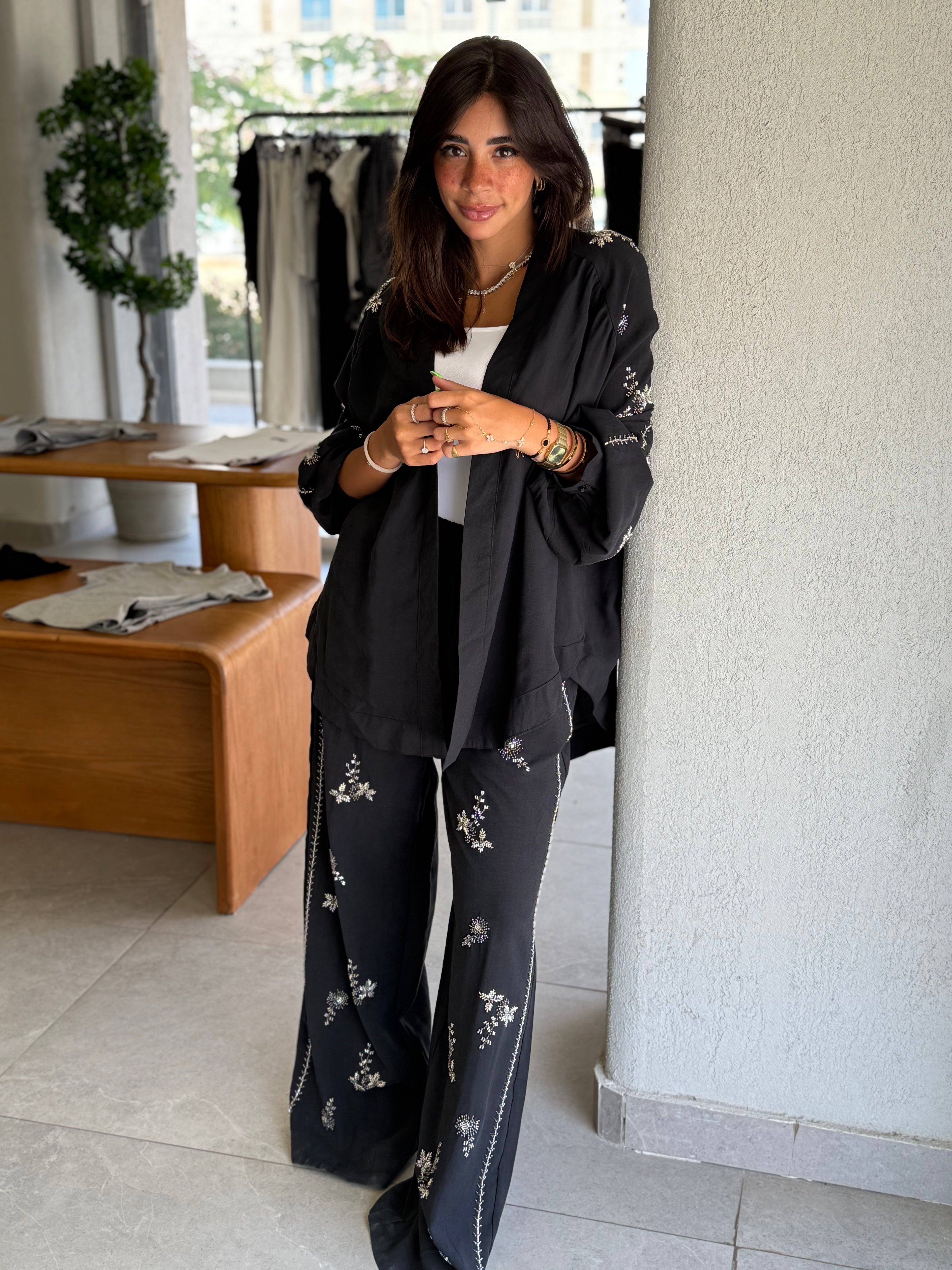 Embroidered set - Black
